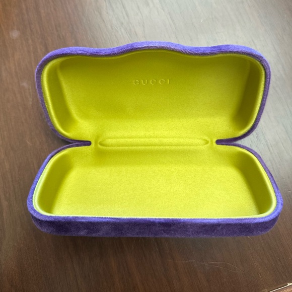 Gucci Sunglasses - Picture 9 of 11